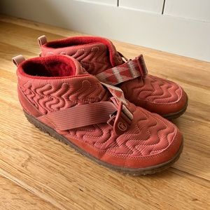 Chaco Women's Ramble Puff Shoes, Size 9